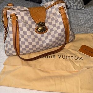 Louis Vuitton Damier Azur purse & dust bag